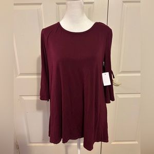 NWT W. Wantable top with cold shoulder bell sleeves, Medium